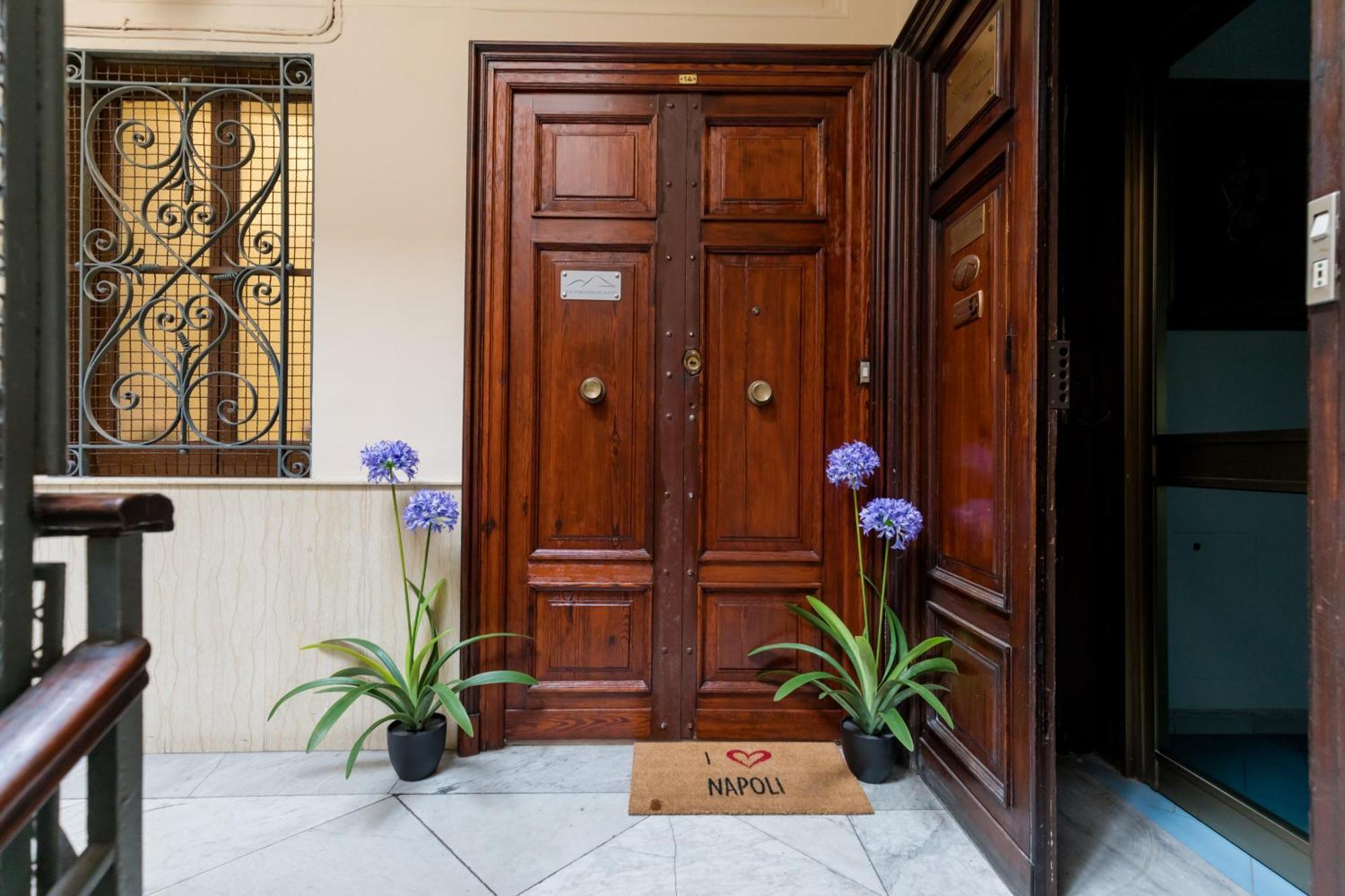 Blu Parthenope Suites Nápoles Exterior foto